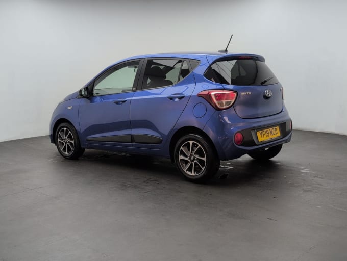 2025 Hyundai I10