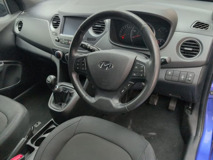 2025 Hyundai I10