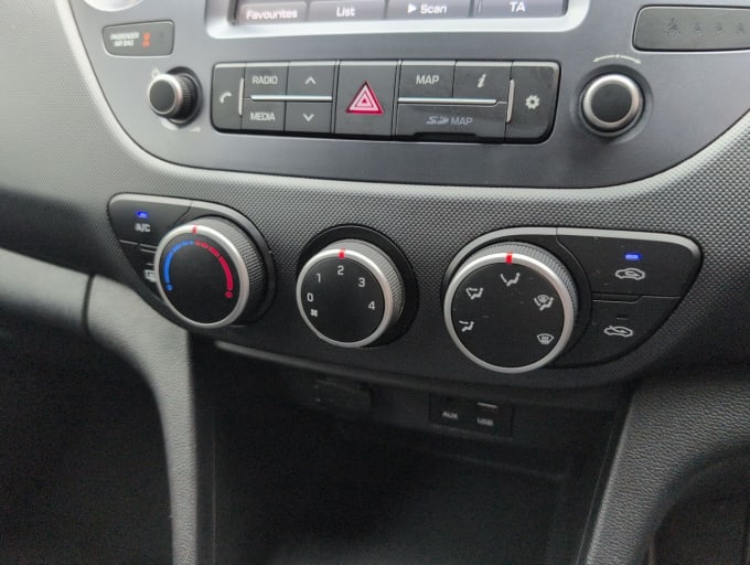 2025 Hyundai I10