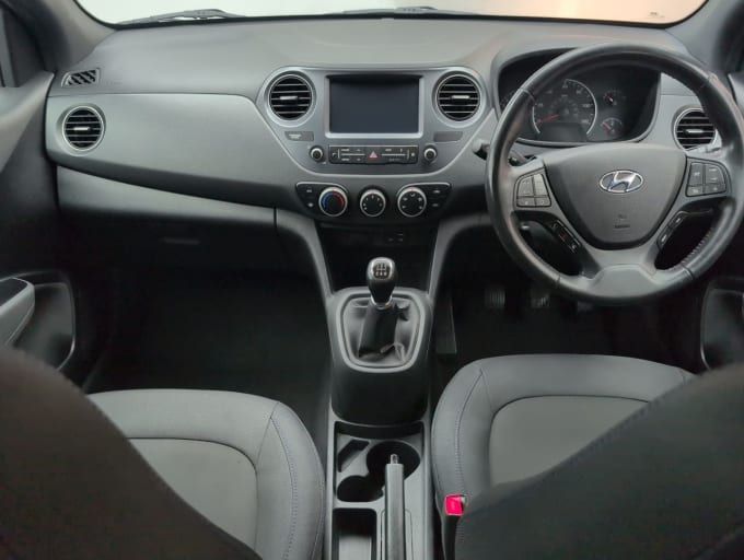 2025 Hyundai I10