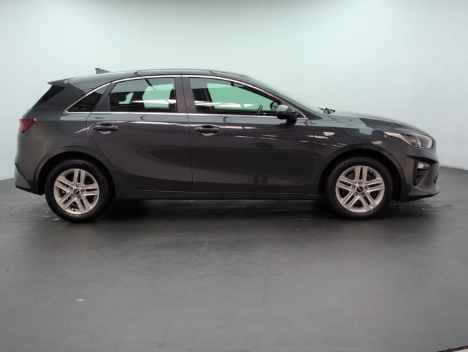 2025 Kia Ceed