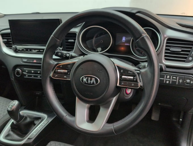 2025 Kia Ceed