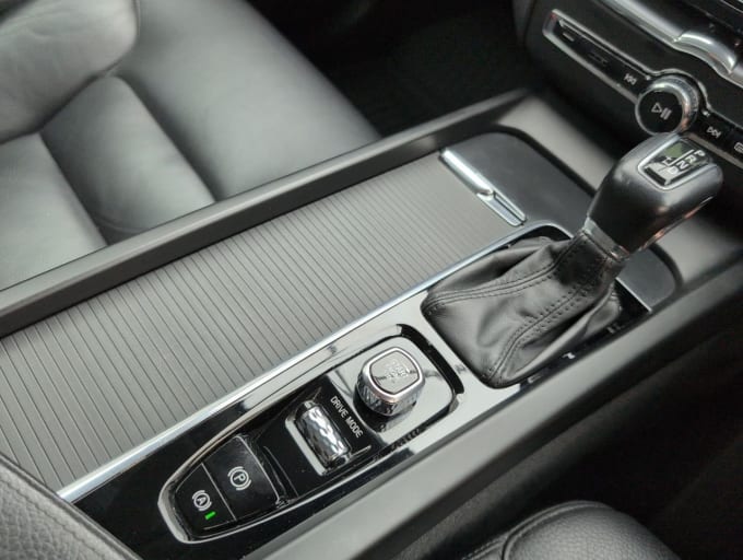 2025 Volvo Xc60