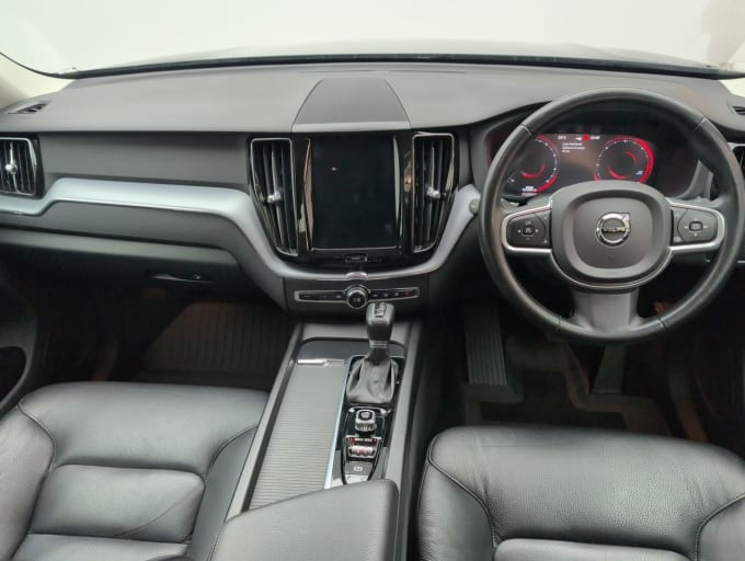 2025 Volvo Xc60