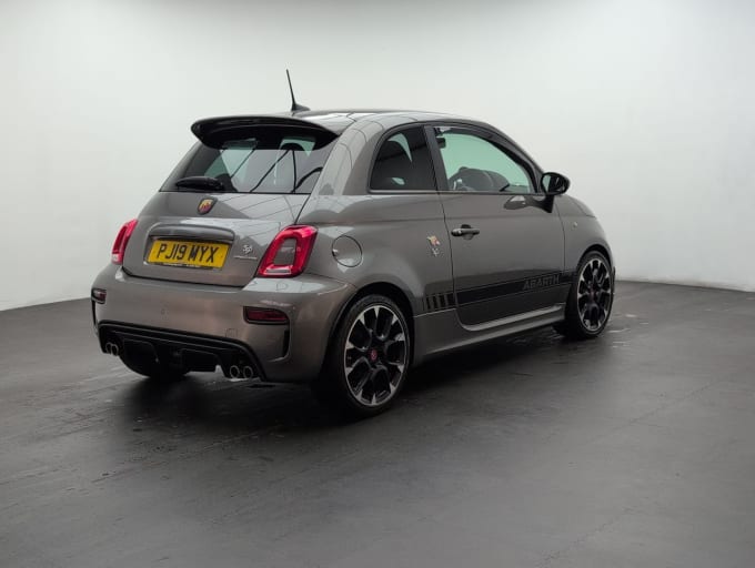 2025 Abarth 595