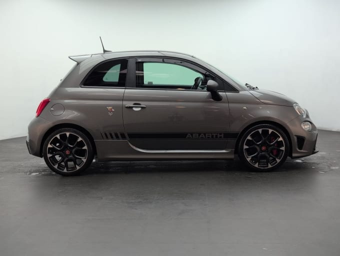 2025 Abarth 595