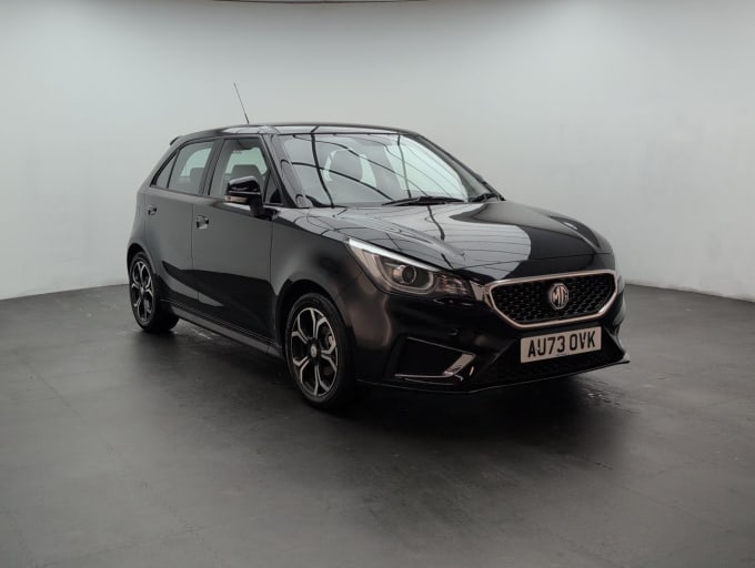 2025 Mg Mg3