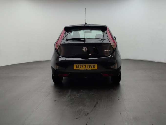 2025 Mg Mg3