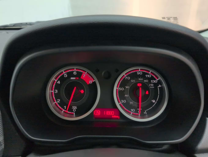 2025 Mg Mg3