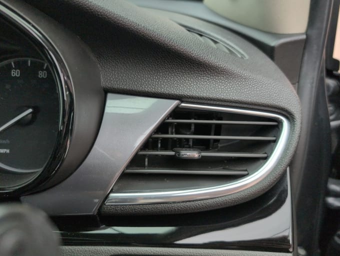 2025 Vauxhall Mokka X