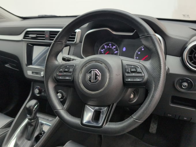 2025 Mg Mg Zs