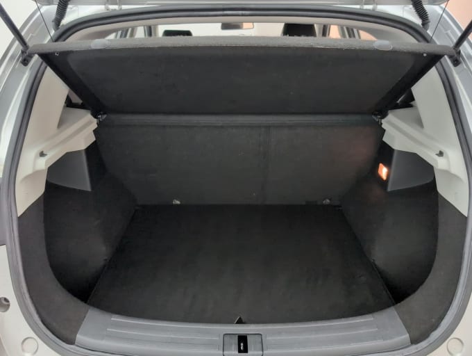 2025 Mg Mg Zs