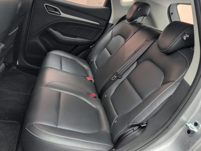 2025 Mg Mg Zs