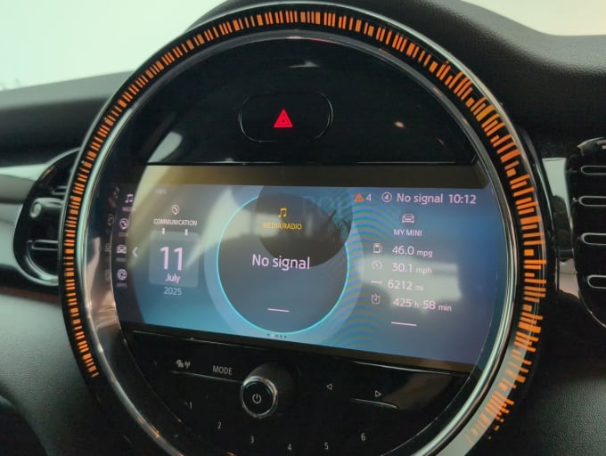 2025 Mini Hatch