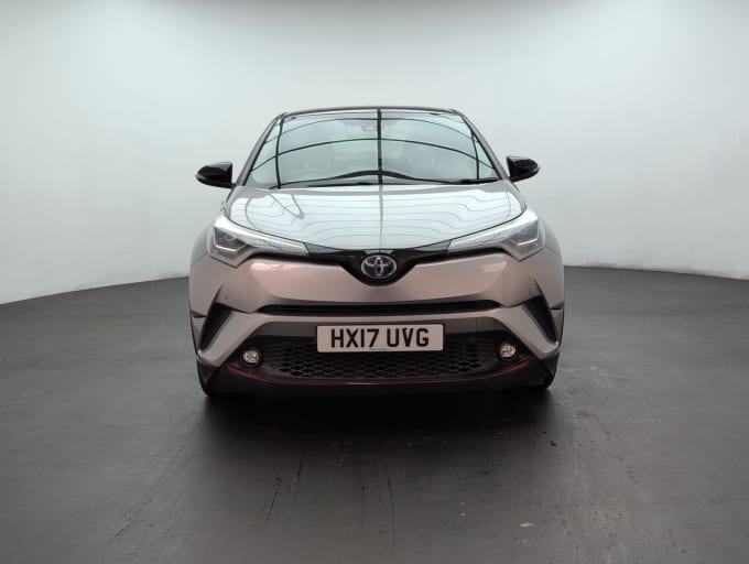 2025 Toyota C-hr