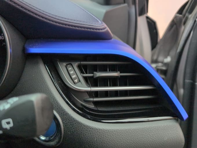 2025 Toyota C-hr