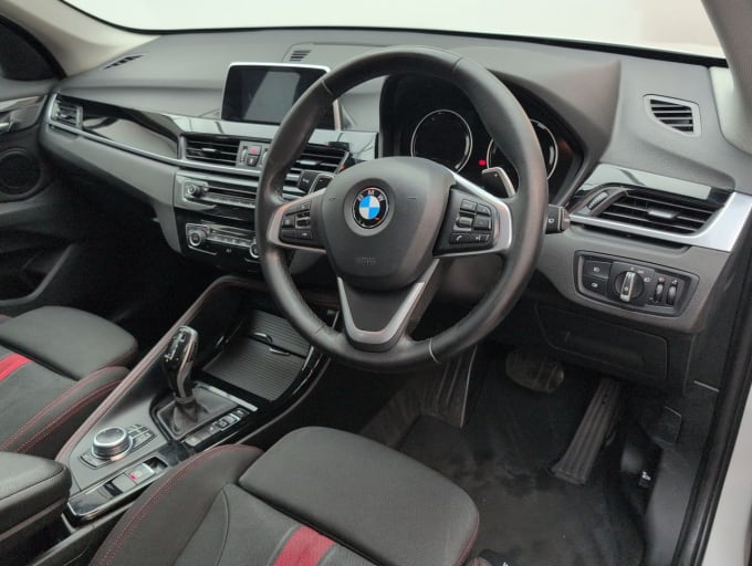 2025 BMW X1