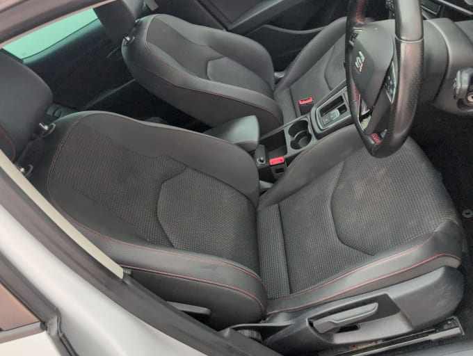 2025 Seat Leon