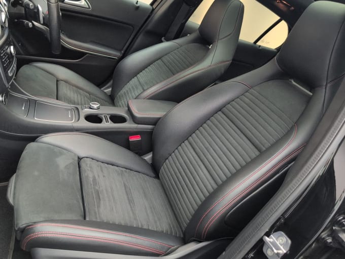 2025 Mercedes-benz 180