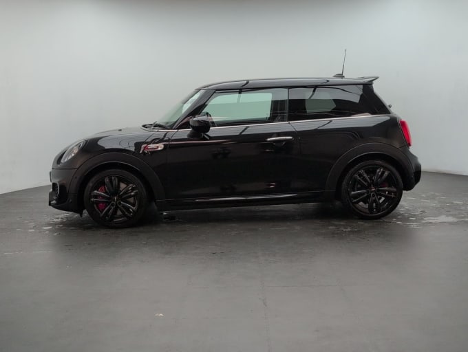 2025 Mini Hatch