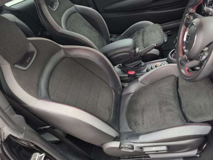 2025 Mini Hatch