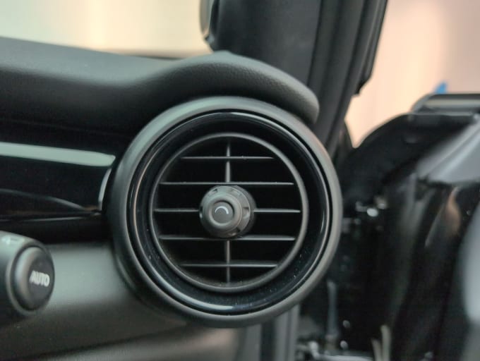 2025 Mini Hatch