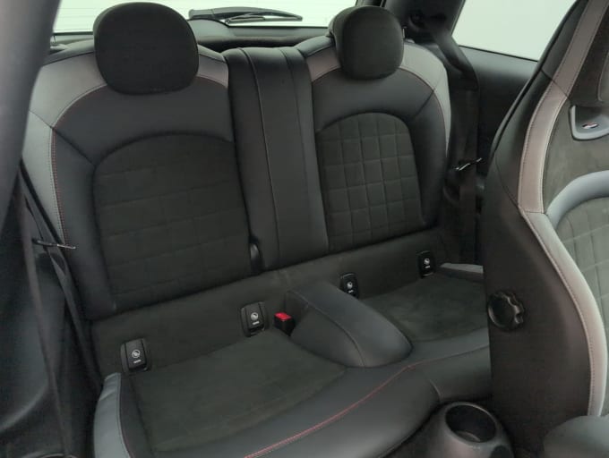 2025 Mini Hatch