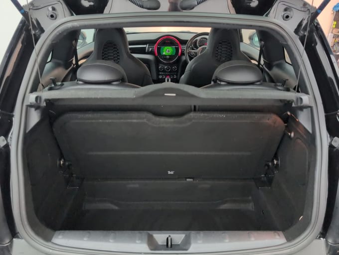 2025 Mini Hatch