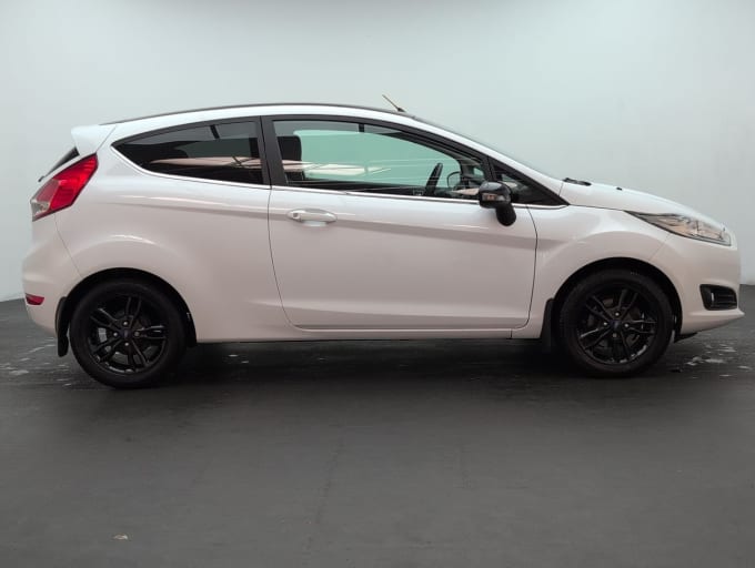 2025 Ford Fiesta