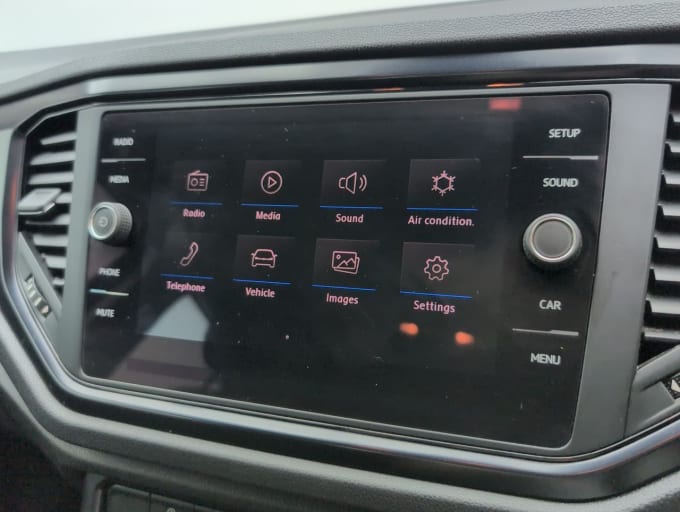 2025 Volkswagen T-roc