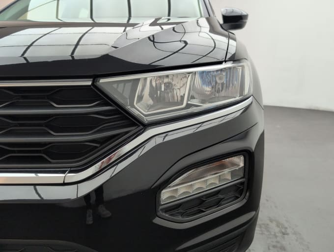 2025 Volkswagen T-roc