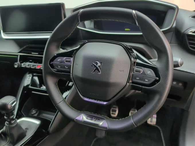 2025 Peugeot 208