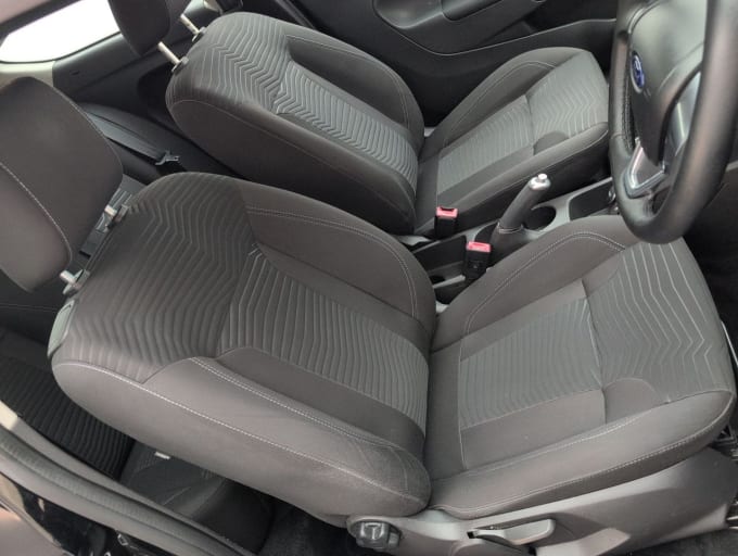 2025 Ford Fiesta