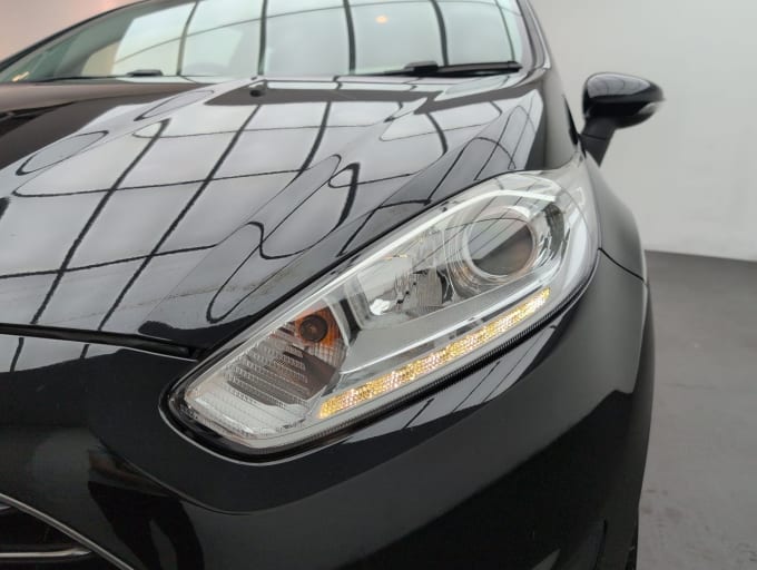 2025 Ford Fiesta