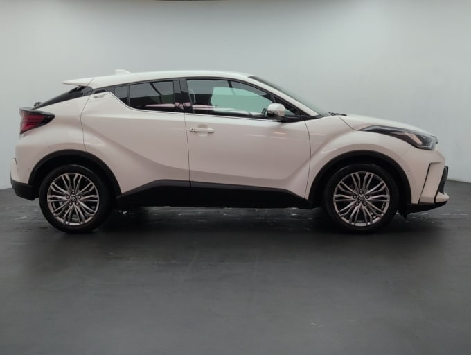 2025 Toyota C-hr