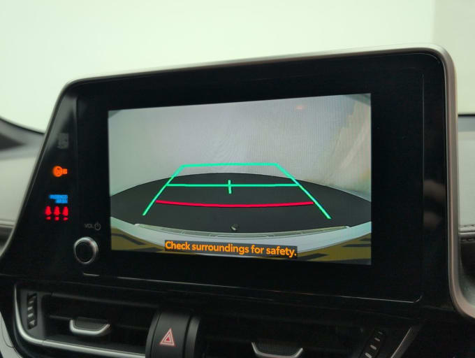 2025 Toyota C-hr