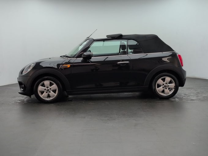 2025 Mini Convertible