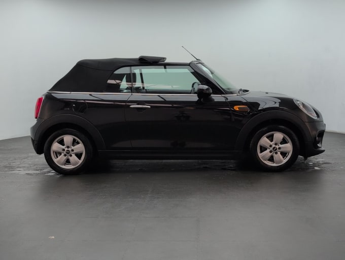 2025 Mini Convertible