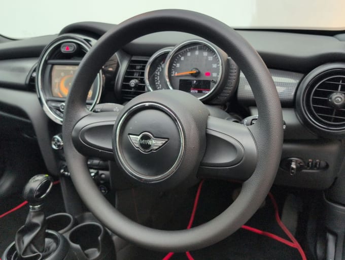2025 Mini Convertible