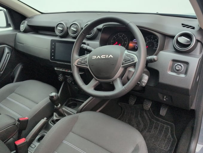 2025 Dacia Duster