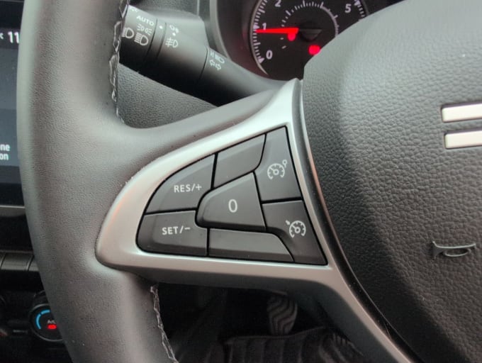 2025 Dacia Duster