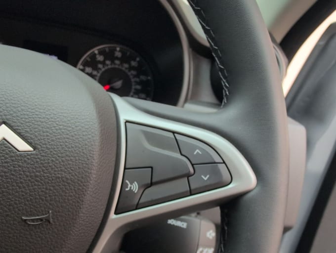 2025 Dacia Duster