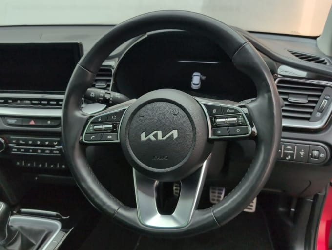 2025 Kia Xceed