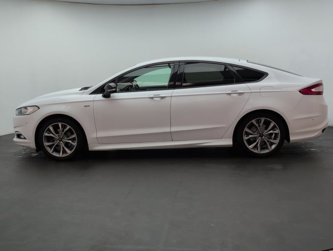 2025 Ford Mondeo