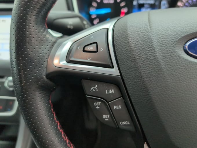 2025 Ford Mondeo