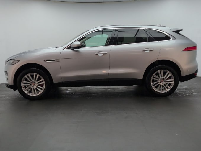 2025 Jaguar F-pace