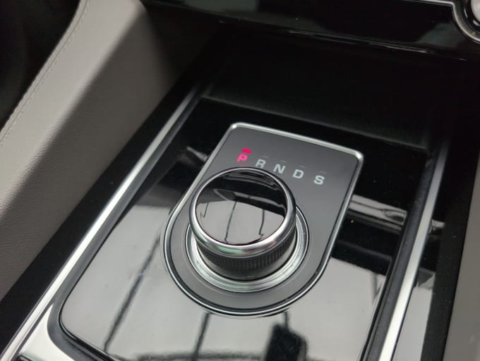 2025 Jaguar F-pace