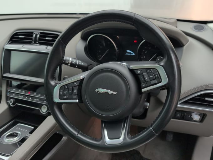 2025 Jaguar F-pace