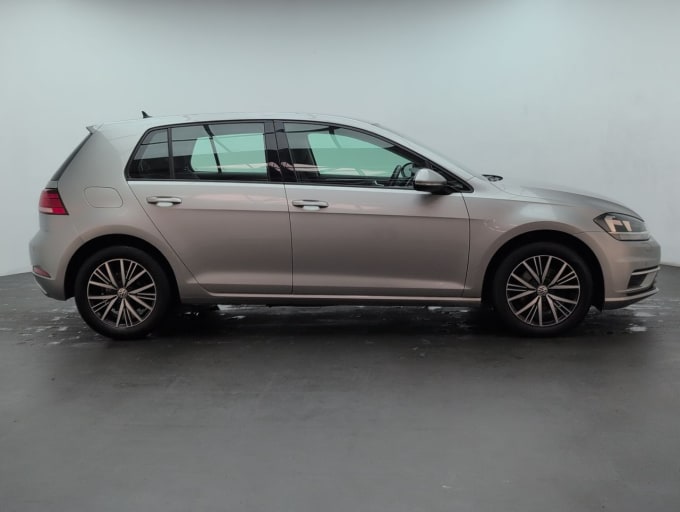 2025 Volkswagen Golf
