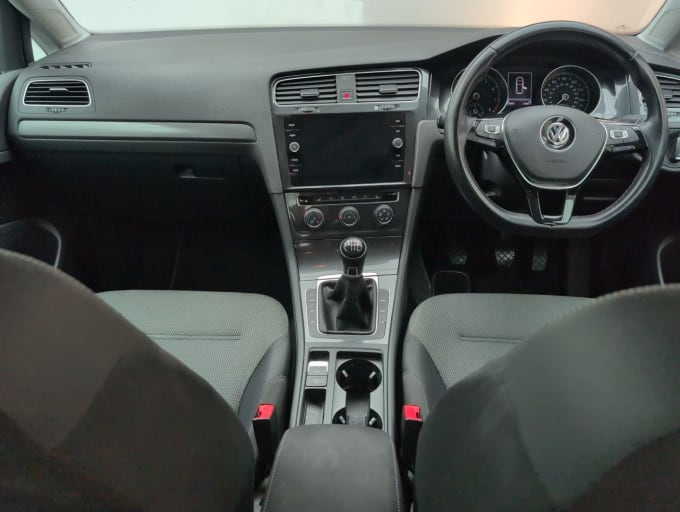 2025 Volkswagen Golf